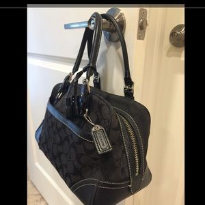 COACH “Hamptons”, Signature Jacquard& Leather Tote